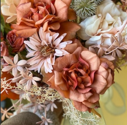 Bridesmaid Bouquets - Brown