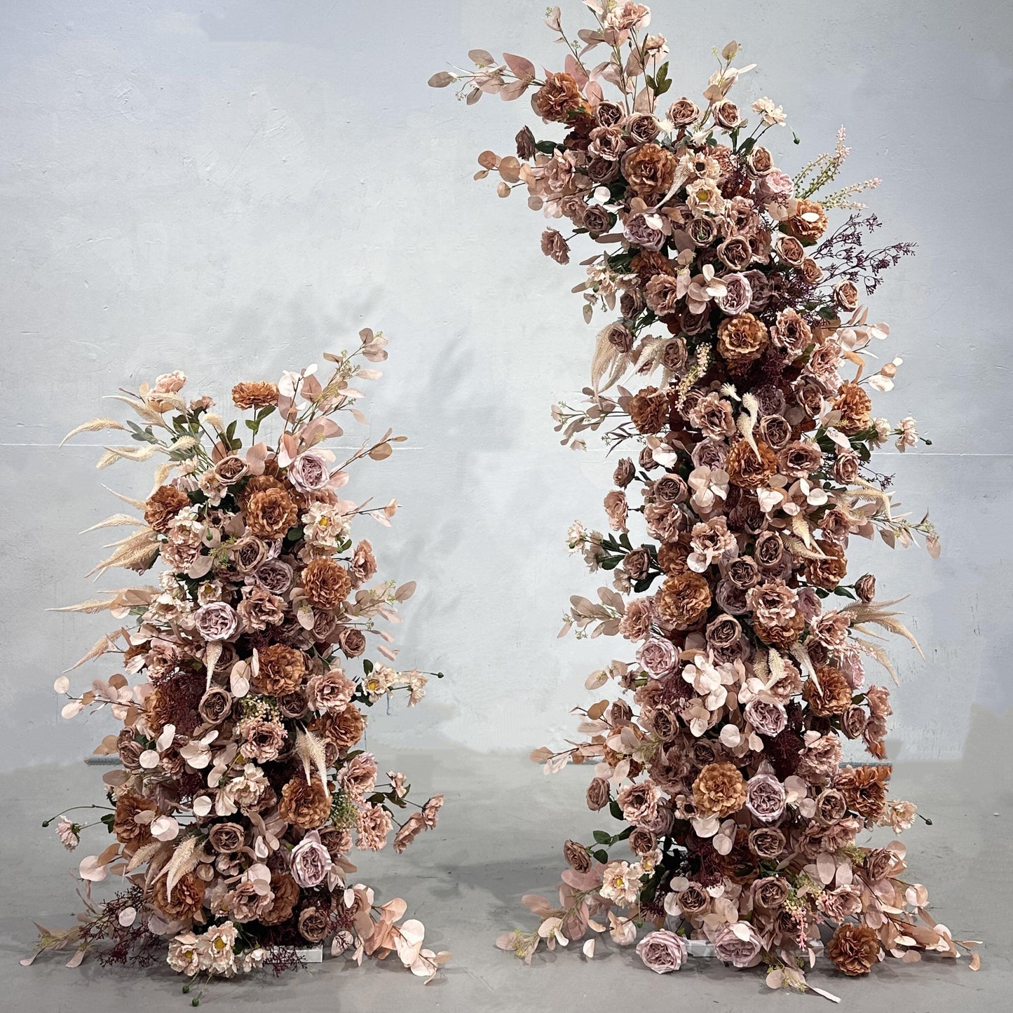 Artificial Orange Rose Floral Pillars For Proposal Wedding Decoration