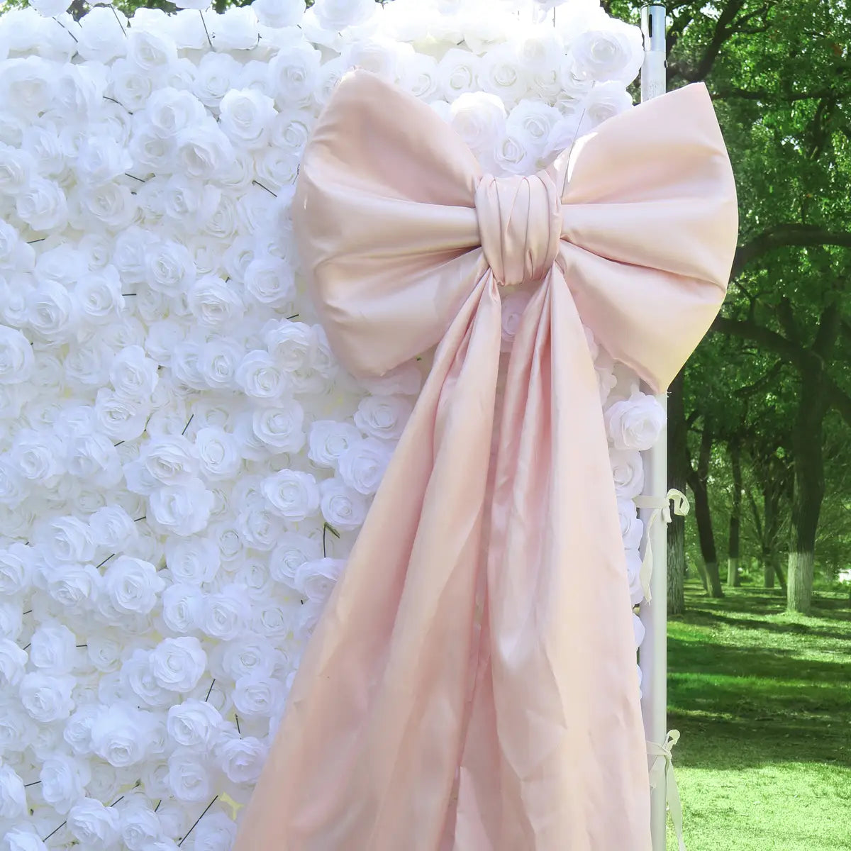 The 5D pure white rose flower wall detailed view shows off vivid colors and a realistic fabric backing.