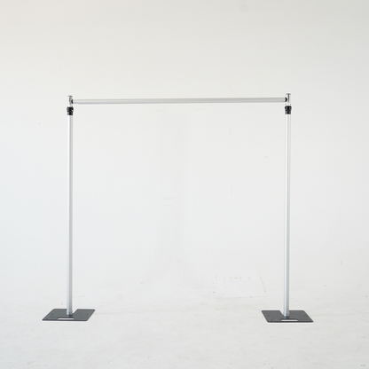 Robust and durable stand, reusable and versatile, ideal for various settings.