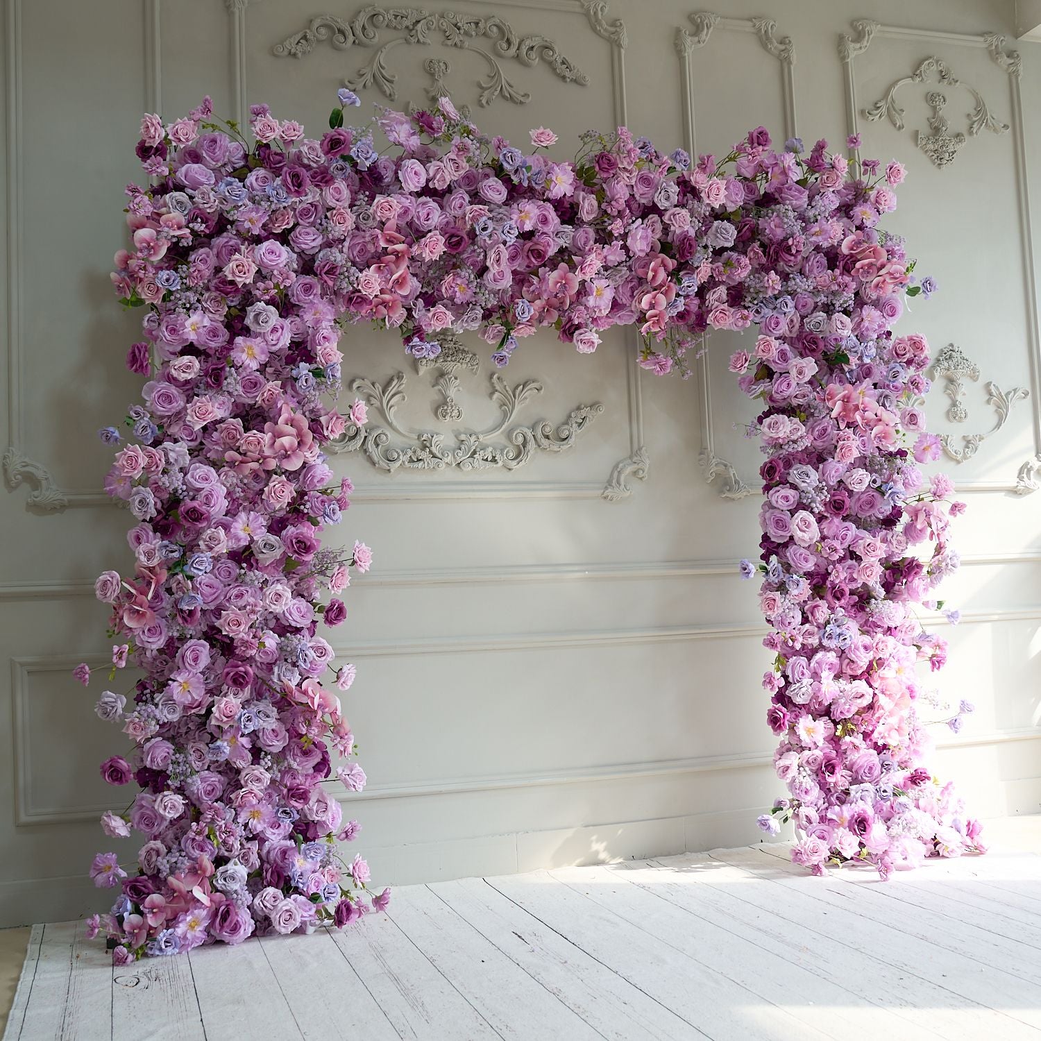 The purple roses florals flower wall looks elegant and romantic.