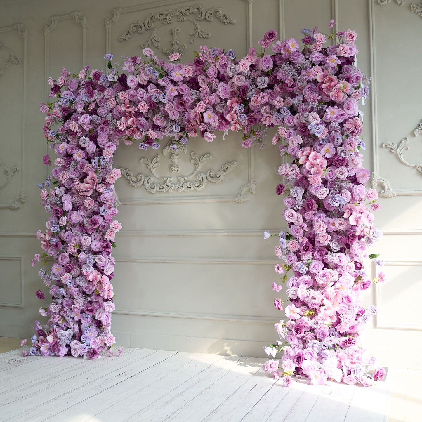 The purple roses florals flower wall looks elegant and romantic.