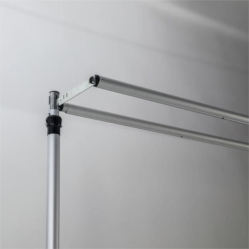 Close-up of stand details: robust, reusable, ideal for any event, with diverse shapes.