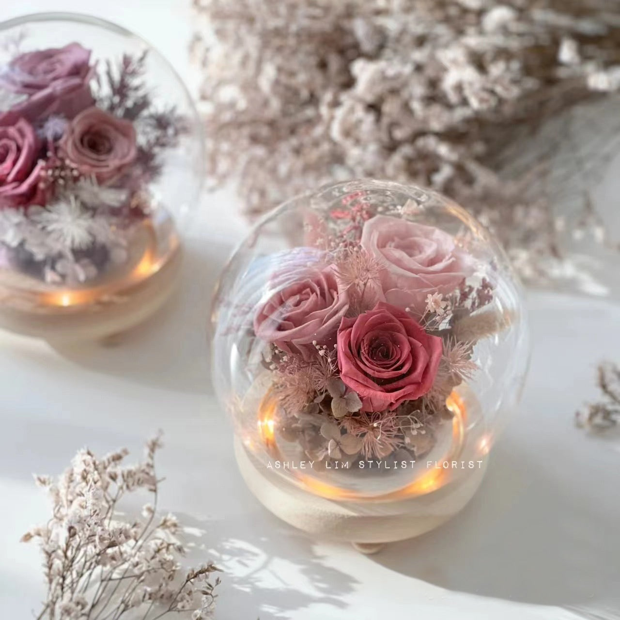 Wedding Gift Pink Red Decorative Preserved  Flowers In Dome Glass